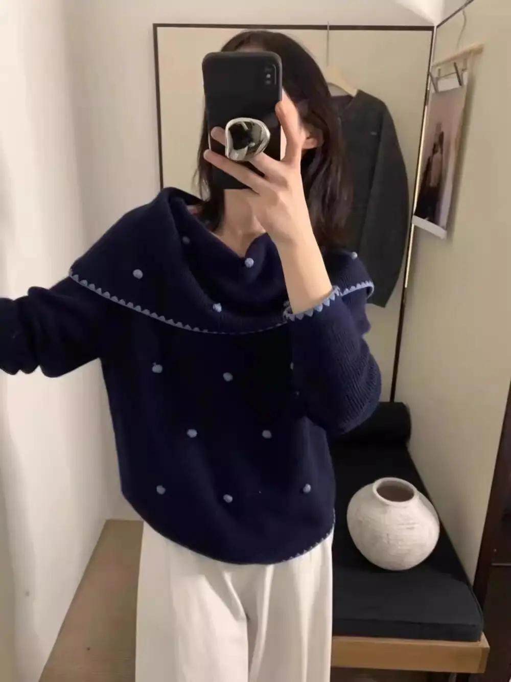 오프숄더 포미폼 볼 도트 니트 상세 이미지 4