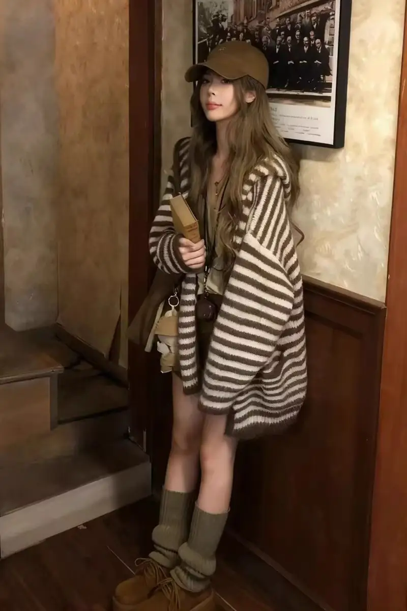 한국인기 루즈핏 브라운 스트라이프 후드 가디건 상세 이미지 2