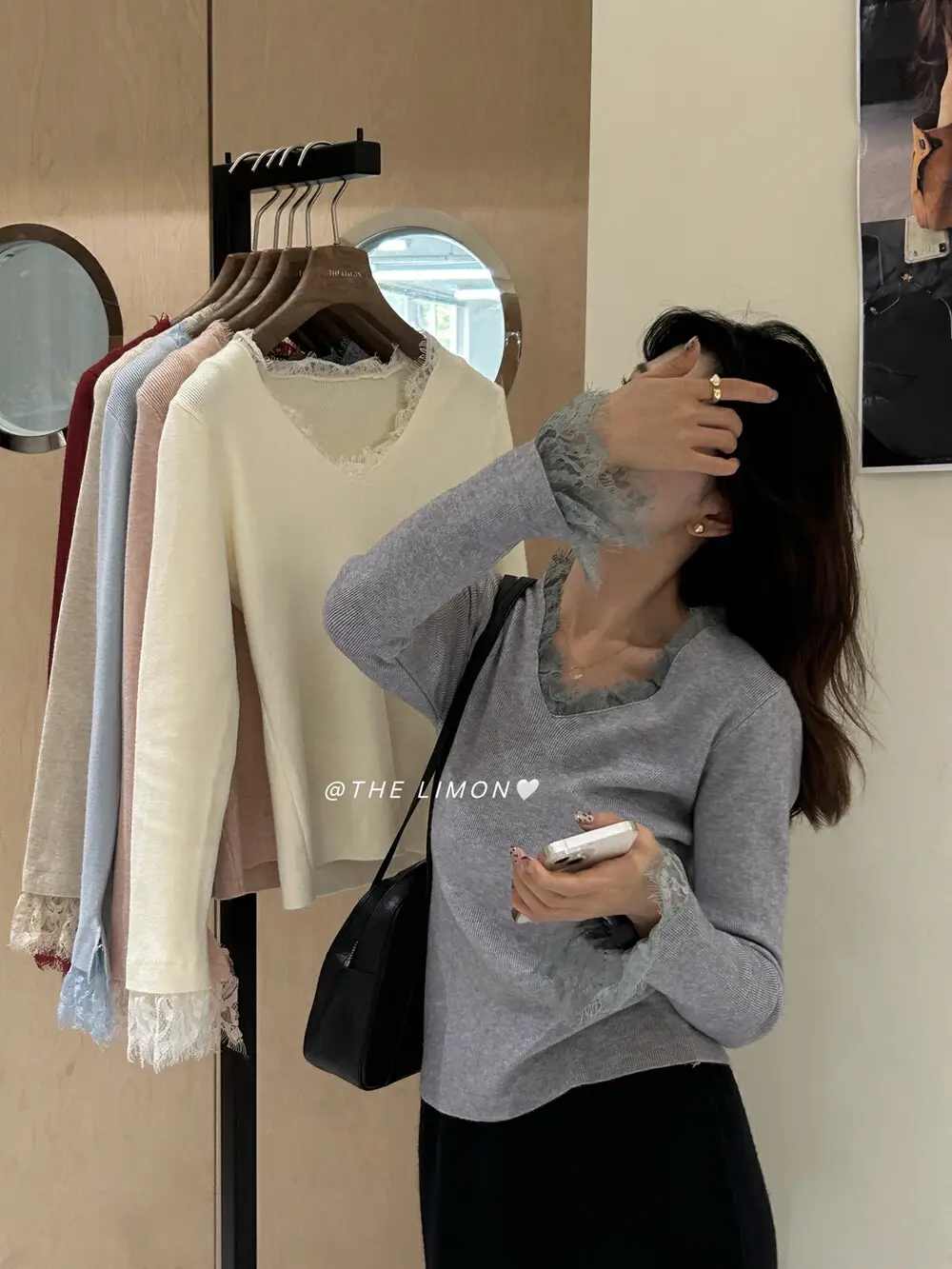 프렌치 레이스 V넥 니트 상세 이미지 6