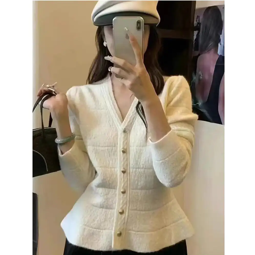 프렌치 샤넬풍 V넥 니트 가디건 상세 이미지 1