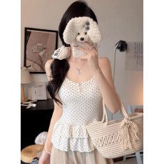 批发韩系辣妹U领波点小吊带女早春新款甜美减龄花边固定胸垫打底背心