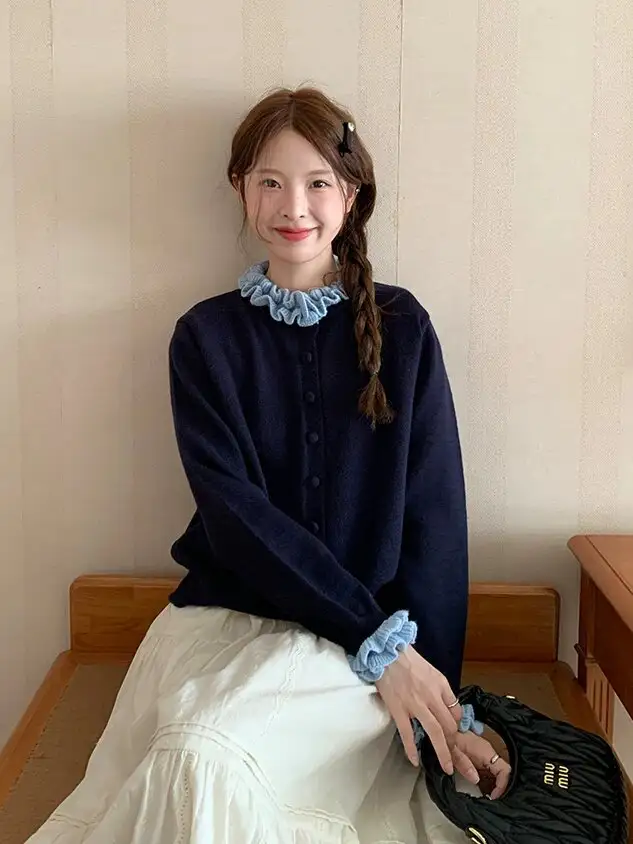 프릴 칼라 배색 니트 가디건 상세 이미지 4