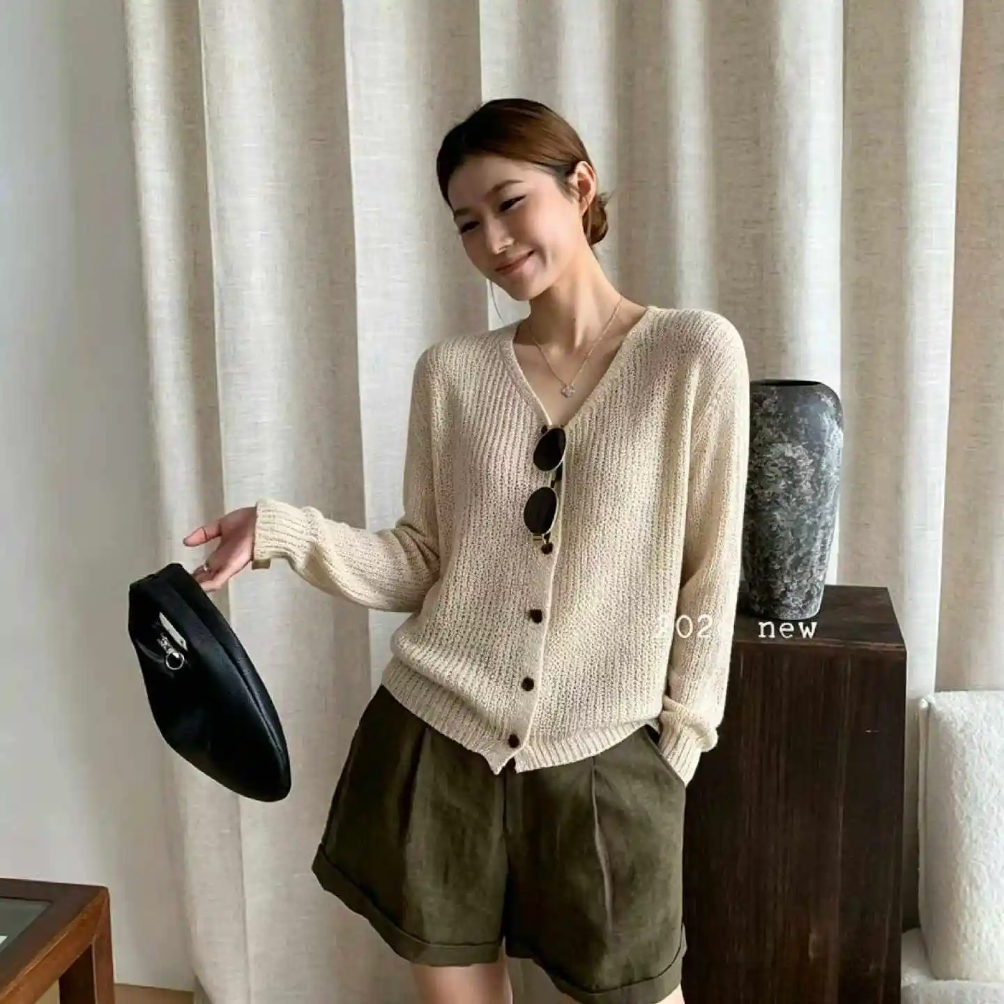 한국인기 V넥 캔디컬러 단추 가디건 상세 이미지 2