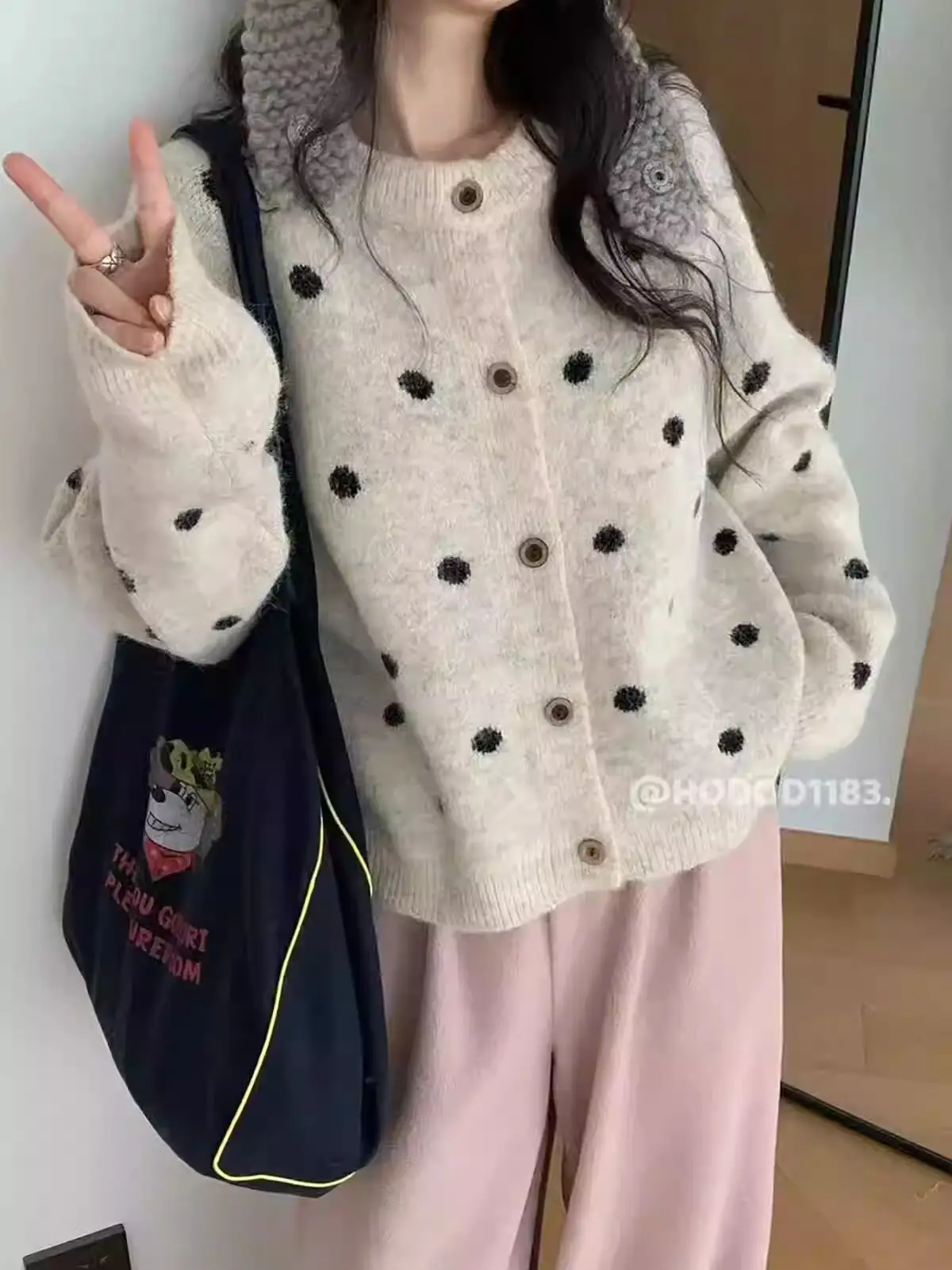 한국인기 도트 라운드넥 가디건 상세 이미지 5