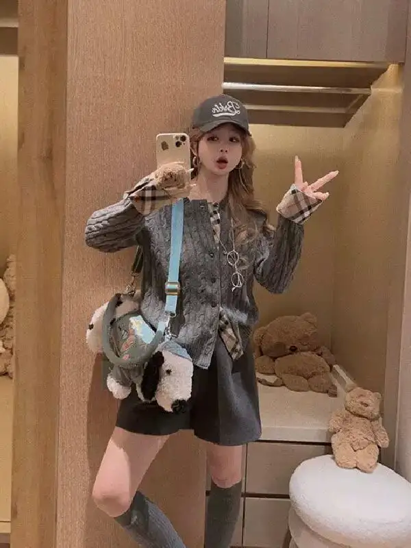 한국인기 프레피 꽈배기 배색 체크 가디건 상세 이미지 3