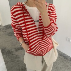 批发韩系通勤条纹定律连帽短款<b class='q'>针织</b>毛衣<b class='q'>开衫</b><b class='q'>女</b>秋冬季软糯宽松显瘦上衣