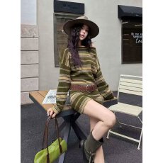 批发C.X初心-氛围感绝了韩系斜肩<b class='q'>条纹</b>辣妹针织<b class='q'>连衣裙</b>半身裙女(配腰带)