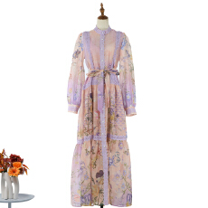 批发实拍欧美外贸优雅重工蕾丝花边复古灯笼袖立领印花系带连衣裙<b class='q'>长裙</b>