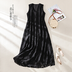 批发实拍新中式提花V领无袖天丝连衣裙女2026夏季气质<b class='q'>显瘦</b>长款背心裙