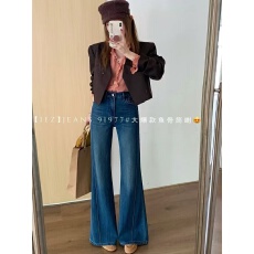 批发IEZ91977不贴腿喇叭<b class='q'>牛仔裤</b>女2026年新款高级鱼骨边气质显瘦筒喇裤