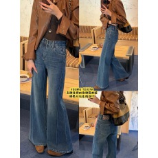 批发YOUMO2026十三行早秋新款立体装饰侧骨线设计视觉显瘦喇叭<b class='q'>牛仔裤</b>