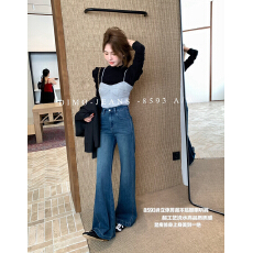 批发DIMO8593不贴腿喇叭裤女2026高腰气质显瘦显腿长四面弹<b class='q'>牛仔裤</b>