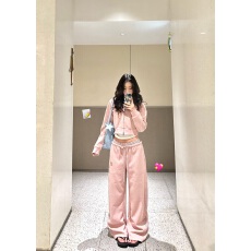 批发韩系高级感休闲<b class='q'>运动服</b>套装女秋季新款卫衣阔腿裤减龄<b class='q'>显瘦</b>两件套潮