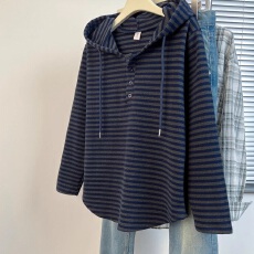 批发【德芙绒面料+原版做工+原版纽扣】撞色条纹连帽<b class='q'>长袖</b><b class='q'>t</b><b class='q'>恤</b>女