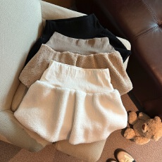 批发白色羊羔毛花苞<b class='q'>半身</b>裙女秋冬加厚法式甜美高腰A字防走光蓬蓬短裙