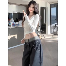 批发v领白色长袖t恤女修身显瘦内搭打底衫<b class='q'>休闲</b>上衣