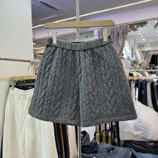 批发复古麻花针织<b class='q'>短裤</b><b class='q'>女</b>新款宽松显瘦纯色五分靴裤休闲<b class='q'>运动</b>a字百搭裤