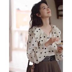 批发已出货  韩系春季新款<b class='q'>波点</b>天丝娃娃领<b class='q'>衬衫</b>女设计感