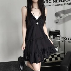 批发已出货 韩国chic夏新款黑白两色双面穿吊带连衣裙甜美花边拼接设