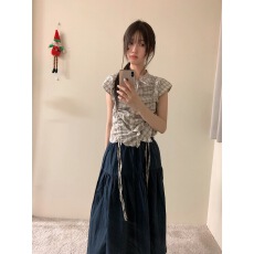 批发已出货 <b class='q'>韩国</b>chi c 小众时髦少女格纹衬衫