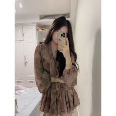 批发春夏<b class='q'>大码</b>温柔茶歇法式连衣裙女别致绝美气质仙女裙<b class='q'>雪纺</b>扎染碎花裙