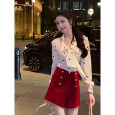 批发2025新款秋装高端法式小资小上衣<b class='q'>长袖</b>波点衬衫+西装短裤两件套装