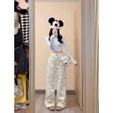 批发甜美小熊韩版阔腿牛仔<b class='q'>裤</b>女2025夏季新款高腰宽松显瘦直筒<b class='q'>裤</b>
