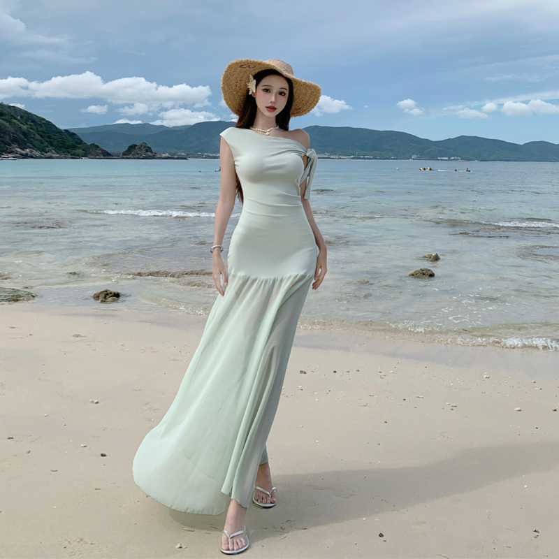 FA35035# 斜肩收腰网纱连衣裙女夏季法式高级感气质显瘦露肩长裙 服裝批發女裝批發服飾貨源