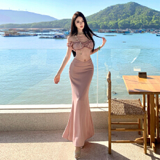 批发<b class='q'>性感</b>轻奢一字肩花边收褶<b class='q'>文胸</b>式短上衣套装夏露腰修身鱼尾半身裙长