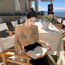 批发鎏金岁月金色针织<b class='q'>罩衫</b>镂空上衣披肩多穿