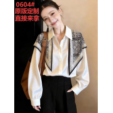 批发法式高端气质<b class='q'>衬衣</b>独特漂亮高级感重要场合白色polo领披肩<b class='q'>衬衫</b>女春