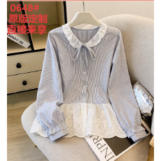 批发蓝色条纹娃娃领正肩衬衫女2026早春新款胖mm<b class='q'>蕾丝</b>花边下摆漂亮上衣