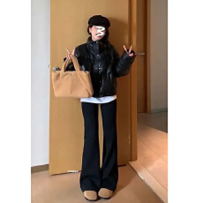 批发高腰修身显瘦黑色<b class='q'>微喇</b>裤女2025冬季新款高级百搭修身型牛仔款