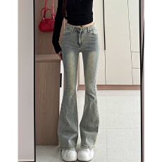 批发时尚<b class='q'>微喇</b>叭马蹄<b class='q'>牛仔裤</b>街头原宿风<b class='q'>微喇</b><b class='q'>牛仔裤</b>女春秋季新款高腰显瘦