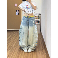 批发美式个性涂鸦风破洞<b class='q'>牛仔裤</b>裤子女款2026夏季新款宽松显瘦阔腿裤