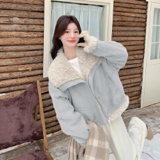 批发韩系小个子超好看皮毛一体羊羔毛外套女2025冬季新款<b class='q'>短款</b>加厚棉衣