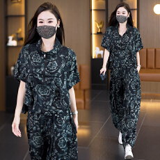 批发实拍2026夏季新款洋气<b class='q'>大码</b>女装套装胖MM时尚宽松显瘦哈伦裤两件套