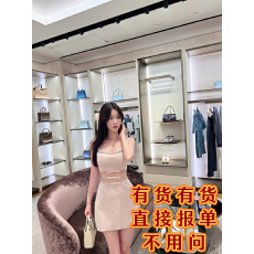 批发布达佩斯千金<b class='q'>少女</b>感满钻领口腰部镂空蝴蝶结亮丝西装<b class='q'>连衣裙</b>