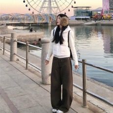 批发美拉德可可色阔腿牛仔<b class='q'>裤</b>女春季美式复古立体裁剪弯刀<b class='q'>裤</b><b class='q'>显瘦</b>工<b class='q'>装</b><b class='q'>裤</b>