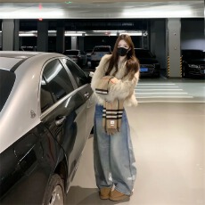 批发大码美式高街复古高个子牛仔裤春季新款梨形身材折痕浅色直筒裤