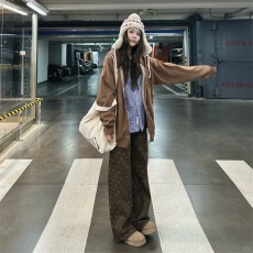 批发美拉德复古棕色<b class='q'>碎花</b>牛仔<b class='q'>裤</b>2026新款宽松直筒阔腿拖地<b class='q'>裤</b>子