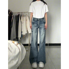 批发<b class='q'>韩版</b>宽松阔腿<b class='q'>牛仔裤</b>女春季新款加长版高个子修身显瘦直筒喇叭裤子