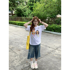 批发牛仔短裤女夏季浅蓝色<b class='q'>时尚</b>设计感星星印花七分裤个性<b class='q'>潮流</b>阔腿中裤