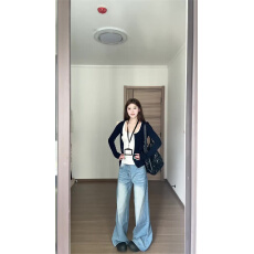 批发美式复古蓝色折痕阔腿<b class='q'>牛仔裤</b>女秋季2026新款水洗做旧宽松裤子