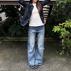 批发2026秋季新款巨好看<b class='q'>牛仔裤</b>子女微喇美式复古拖地显瘦高腰直筒裤子