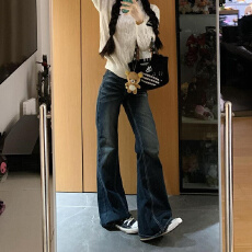 批发复古辣妹风显瘦修身牛仔裤女<b class='q'>秋</b>季2026年新款水洗微喇拖地马蹄裤子