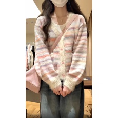 批发早秋软糯小香风彩虹条纹水貂绒针织毛衣<b class='q'>外套</b>开衫女装春秋短款穿搭