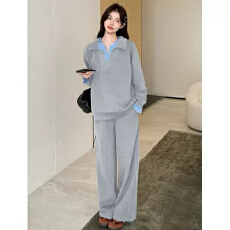 批发2025秋冬新款棉质拼接条纹宽松卫衣+猪鼻扣阔腿裤显瘦套装