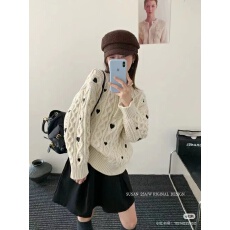 批发<b class='q'>韩国</b>东大门爱心麻花毛衣女秋冬长袖宽松复古百搭设计感针织衫上衣