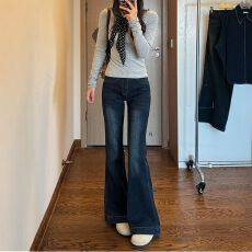 批发气质高级微喇<b class='q'>牛仔裤</b>女中低腰2026春夏新款修身弹力显高显瘦<b class='q'>喇叭</b><b class='q'>裤</b>